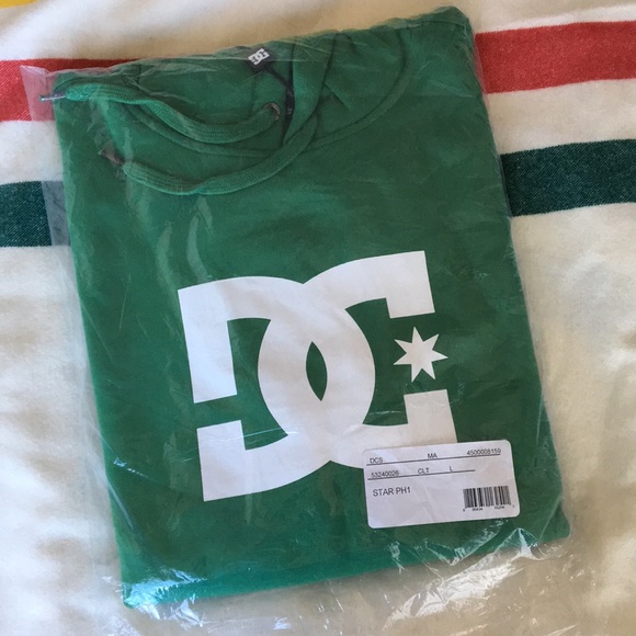DC Other - men’s pullover hoodie